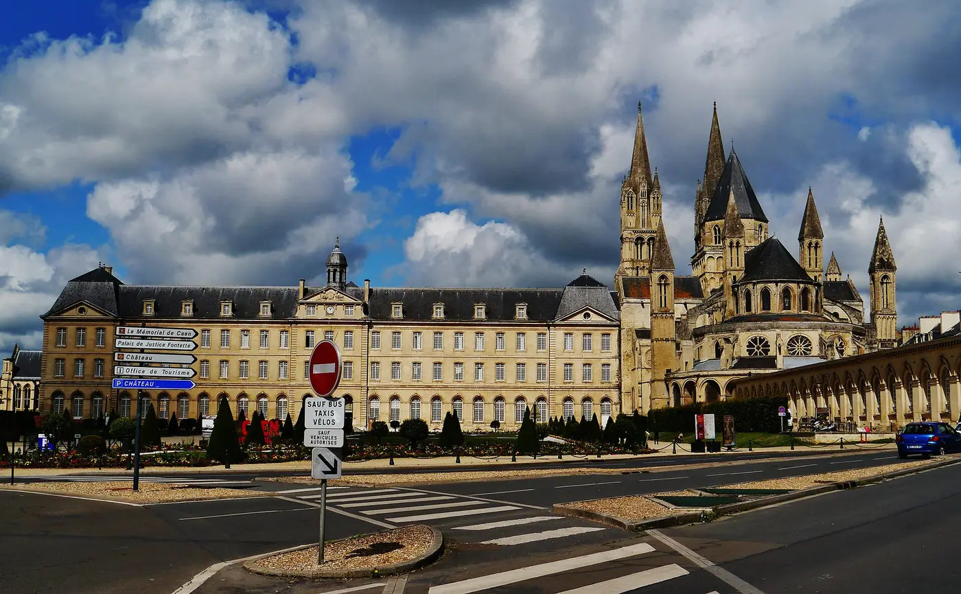 Caen — vue emblématique